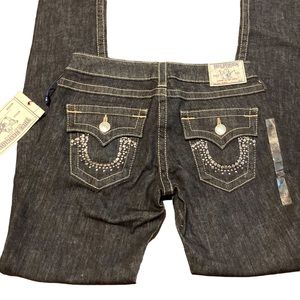 TRUE RELIGION WOMEN’S SKINNY W/FLAPS STUD LOGO / COLOR 2S / SZ: 28/34 / NWT